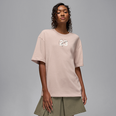 Jordan Essentials Women's Short-Sleeve Graphic T-Shirt. Nike.com